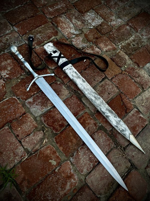 commission Heidi knight sword for dumb_idiot337 - Image 3