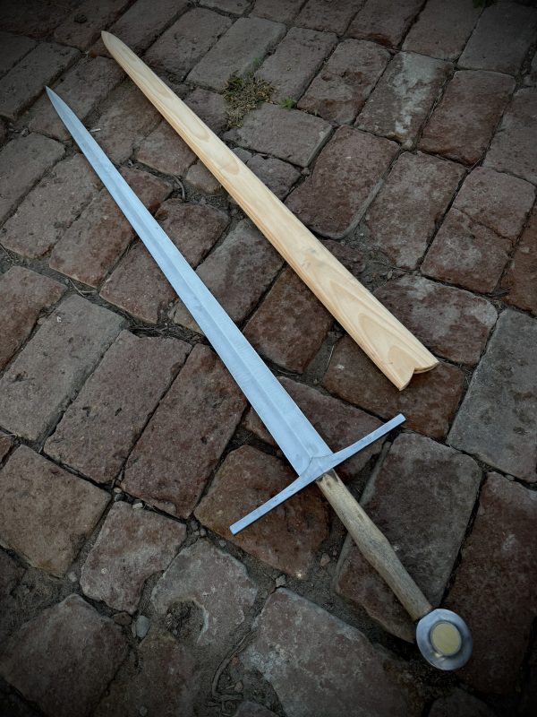 (Customizable) Swiftfang: Medieval Type XVIIIb Sword