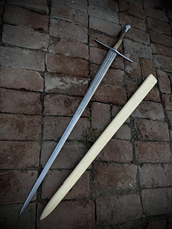 (Customizable) Medieval Type XXa Longsword with Triple Fullers