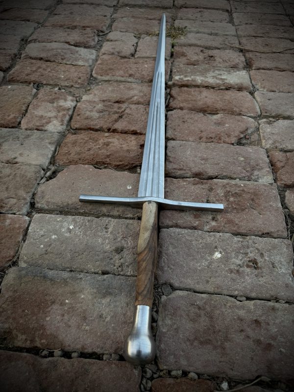 (Customizable) Medieval Type XXa Longsword with Triple Fullers - Image 5