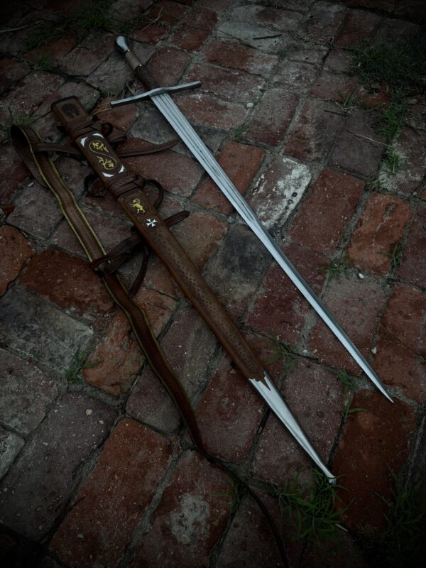 Medieval Type XXa Longsword with Triple Fullers