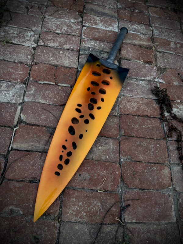 Monster Hunter-Inspired “Corona” Greatsword – Fully Functional | 30.8 lbs Heavyweight Blade - Image 2